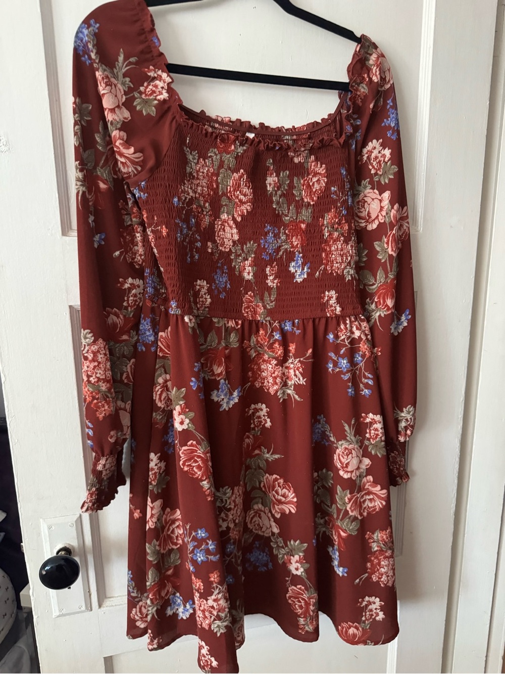 Women’s Long Sleeve Burgundy Floral Autumn Dress - Picture 7 of 8